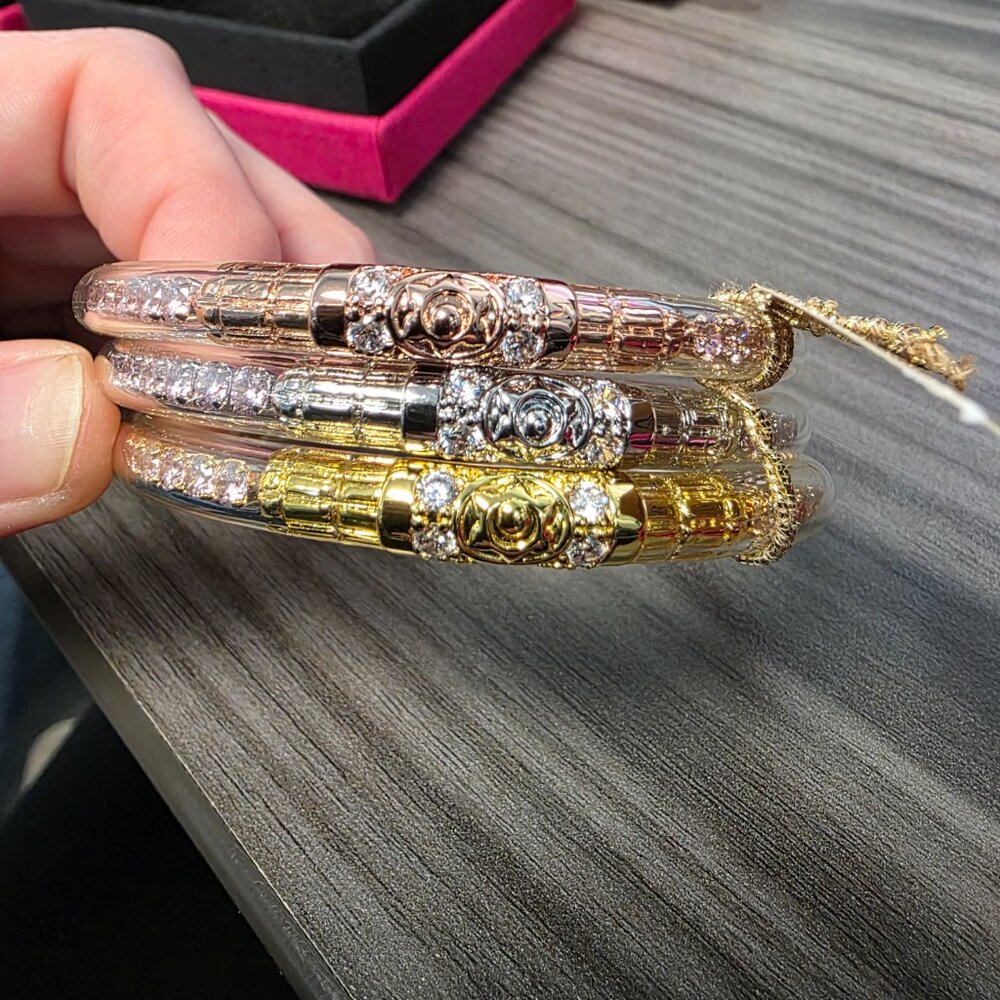 Three Queens All Weather Bangles- Petal Pink - Picture 3 of 3